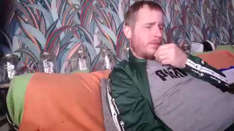 Snapshot of bizoukey15 chatting on October 15, 2025, 9:26 pm bizoukey15 online show from October 15, 2025, 9:26 pm