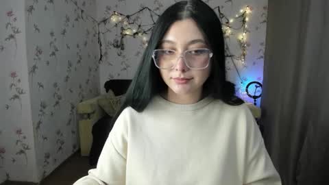 Snapshot of black_berry_bla_ck chatting on October 30, 2025, 12:17 pm black_berry_bla_ck online show from October 30, 2025, 12:17 pm