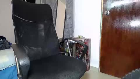 Snapshot of black_diamond_t chatting on January 9, 2025, 2:18 pm Black Diamond online show from January 9, 2025, 2:18 pm