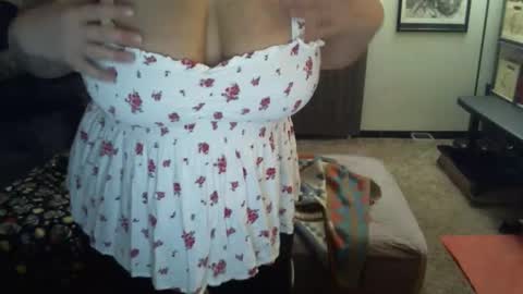 Snapshot of bladesizzo3111 chatting on January 3, 2025, 8:43 am bladesizzo3111 online show from January 3, 2025, 8:43 am