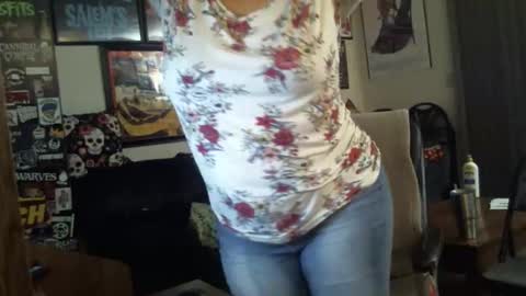 Snapshot of bladesizzo3111 chatting on February 23, 2025, 8:06 am bladesizzo3111 online show from February 23, 2025, 8:06 am