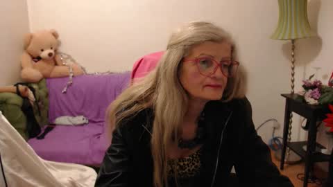 Snapshot of blairfort chatting on December 5, 2024, 3:04 am blairfort online show from December 5, 2024, 3:04 am