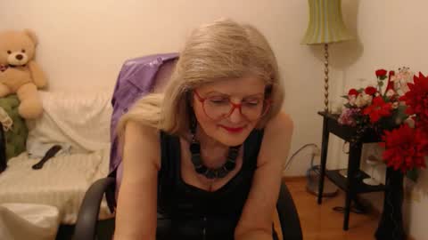 Snapshot of blairfort chatting on March 8, 2025, 5:22 pm blairfort online show from March 8, 2025, 5:22 pm