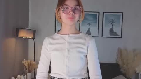 Snapshot of blakelatz chatting on October 19, 2025, 10:05 am Eliza online show from October 19, 2025, 10:05 am