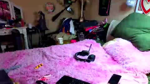 Snapshot of blakelytgirl chatting on January 21, 2025, 12:39 pm Blakely Morningstar online show from January 21, 2025, 12:39 pm