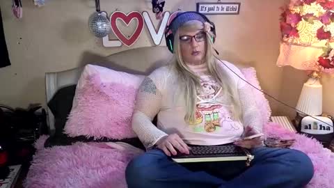 Snapshot of blakelytgirl chatting on February 13, 2025, 11:39 am Blakely Morningstar online show from February 13, 2025, 11:39 am