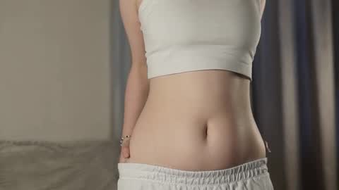 Snapshot of blissvibe chatting on September 17, 2025, 1:46 pm Mila online show from September 17, 2025, 1:46 pm