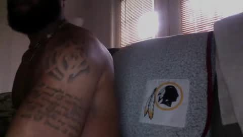 Snapshot of blksurfher chatting on November 15, 2025, 5:31 pm blksurfher online show from November 15, 2025, 5:31 pm