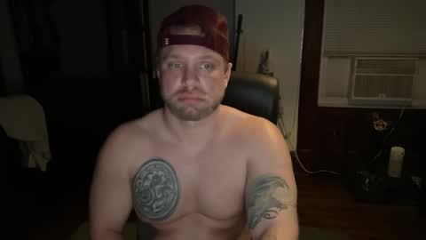 Snapshot of blondebluebear chatting on January 21, 2025, 2:33 am blondebluebear online show from January 21, 2025, 2:33 am