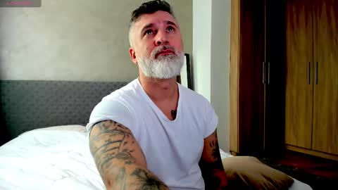 Snapshot of blowmyxxl chatting on February 18, 2025, 11:33 am Nico online show from February 18, 2025, 11:33 am