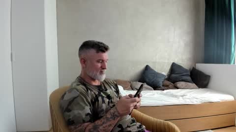 Snapshot of blowmyxxl chatting on September 11, 2025, 8:47 am Nico online show from September 11, 2025, 8:47 am