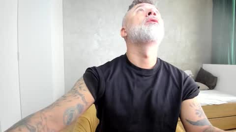 Snapshot of blowmyxxl chatting on September 12, 2025, 5:51 am Nico online show from September 12, 2025, 5:51 am