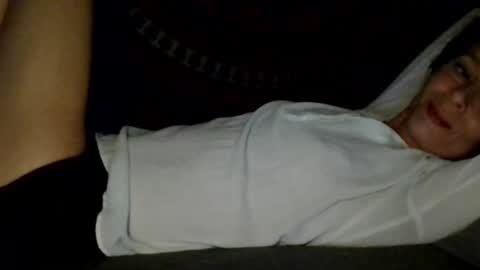 Snapshot of blueeyedlie chatting on February 1, 2025, 5:28 am Blueeyedlie online show from February 1, 2025, 5:28 am