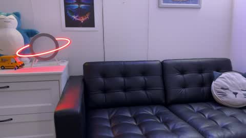 Snapshot of blueeyedtallguy chatting on December 2, 2024, 12:09 am blueeyedtallguy online show from December 2, 2024, 12:09 am