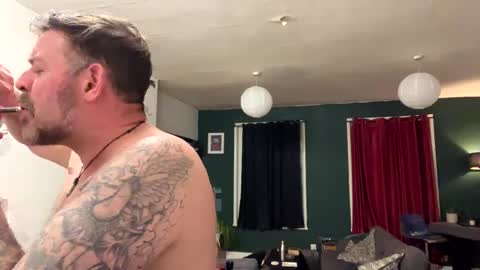 Snapshot of blueylouie8383 chatting on March 8, 2025, 5:59 am Blueyloey online show from March 8, 2025, 5:59 am