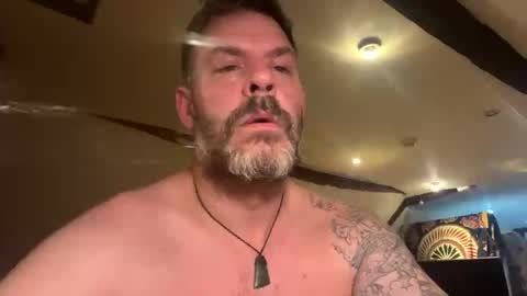 Snapshot of blueylouie8383 chatting on September 25, 2025, 2:15 am Blueyloey online show from September 25, 2025, 2:15 am