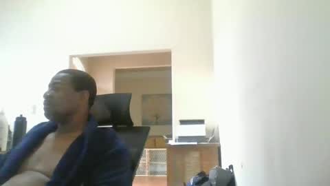 Snapshot of bluuthunder1914 chatting on December 9, 2024, 2:06 pm bluuthunder1914 online show from December 9, 2024, 2:06 pm