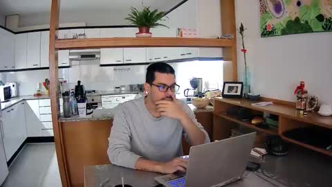 Snapshot of bobber_30 chatting on November 18, 2025, 10:20 am Bobber online show from November 18, 2025, 10:20 am