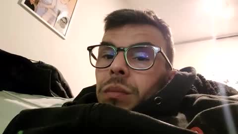 Snapshot of bomale89 chatting on January 21, 2025, 9:04 pm bomale89 online show from January 21, 2025, 9:04 pm