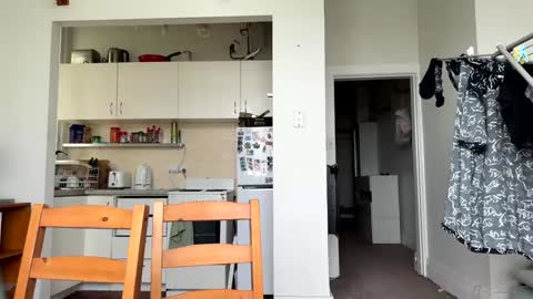 Snapshot of bondi333 chatting on December 4, 2024, 9:13 pm Bondi online show from December 4, 2024, 9:13 pm