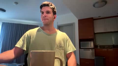 Snapshot of bondi333 chatting on November 12, 2025, 9:47 pm Bondi online show from November 12, 2025, 9:47 pm