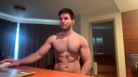 Snapshot of bondi333 chatting on November 17, 2025, 9:42 pm Bondi online show from November 17, 2025, 9:42 pm