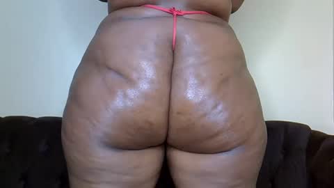 Snapshot of bootieshakess chatting on January 7, 2025, 11:24 pm bootieshakess online show from January 7, 2025, 11:24 pm