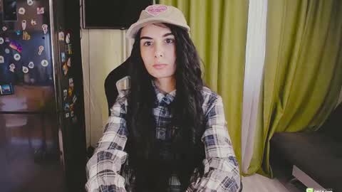Snapshot of boxinghelen chatting on February 11, 2025, 10:37 am Helen  online show from February 11, 2025, 10:37 am