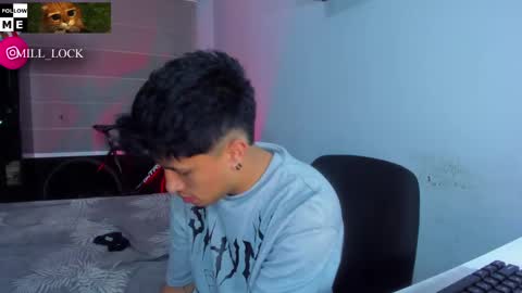 Snapshot of boylatin_777 chatting on December 17, 2024, 2:33 am miguel  online show from December 17, 2024, 2:33 am
