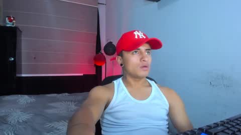 Snapshot of boylatin_777 chatting on December 20, 2024, 3:58 am miguel  online show from December 20, 2024, 3:58 am