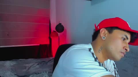 Snapshot of boylatin_777 chatting on January 3, 2025, 5:50 am miguel  online show from January 3, 2025, 5:50 am