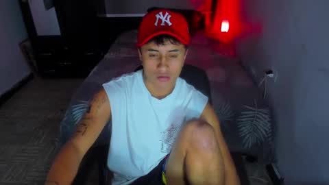 Snapshot of boylatin_777 chatting on January 7, 2025, 9:18 am miguel  online show from January 7, 2025, 9:18 am