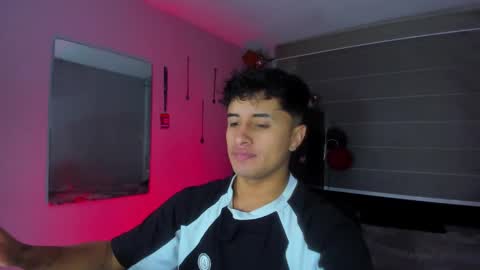 Snapshot of boylatin_777 chatting on January 13, 2025, 3:01 am miguel  online show from January 13, 2025, 3:01 am