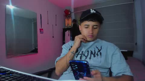 Snapshot of boylatin_777 chatting on January 16, 2025, 1:37 am miguel  online show from January 16, 2025, 1:37 am