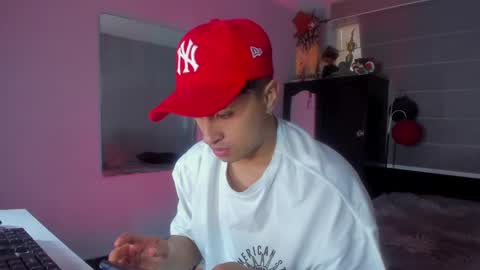 Snapshot of boylatin_777 chatting on January 16, 2025, 7:10 pm miguel  online show from January 16, 2025, 7:10 pm