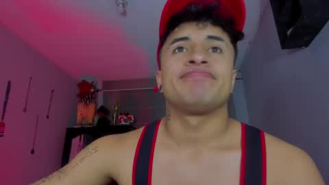 Snapshot of boylatin_777 chatting on January 17, 2025, 5:21 am miguel  online show from January 17, 2025, 5:21 am