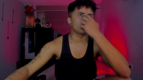 Snapshot of boylatin_777 chatting on January 23, 2025, 11:48 am miguel  online show from January 23, 2025, 11:48 am