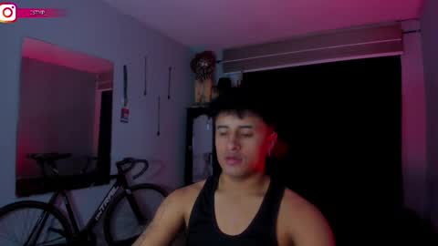 Snapshot of boylatin_777 chatting on February 11, 2025, 4:22 am miguel  online show from February 11, 2025, 4:22 am