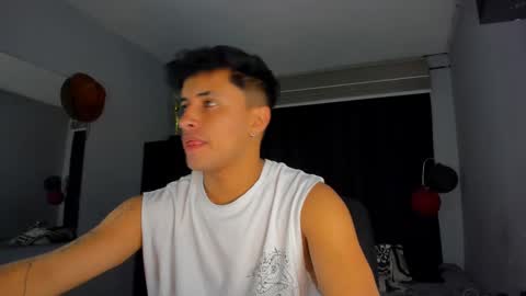 Snapshot of boylatin_777 chatting on March 10, 2025, 4:49 am miguel  online show from March 10, 2025, 4:49 am