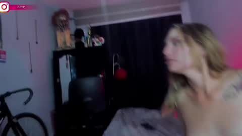 Snapshot of boylatin_777 chatting on March 12, 2025, 7:59 pm miguel  online show from March 12, 2025, 7:59 pm