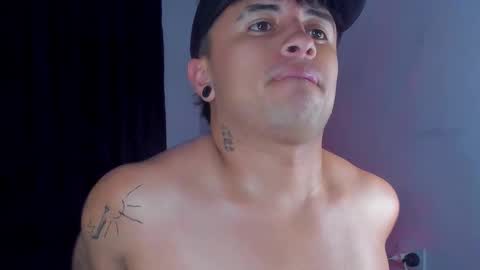 Snapshot of boylatin_777 chatting on September 16, 2025, 7:53 am miguel  online show from September 16, 2025, 7:53 am