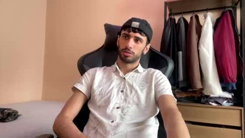 Snapshot of boyzinm2 chatting on October 26, 2025, 1:06 pm boyzinm2 online show from October 26, 2025, 1:06 pm