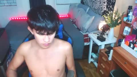 Snapshot of brentmanrock69 chatting on December 3, 2024, 9:00 am brentmanrock69 online show from December 3, 2024, 9:00 am