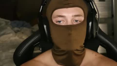 Snapshot of brentonverde chatting on November 7, 2025, 10:32 pm brentonverde online show from November 7, 2025, 10:32 pm