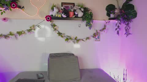 Snapshot of bri_cullen chatting on September 30, 2025, 2:33 pm Bri cullen online show from September 30, 2025, 2:33 pm