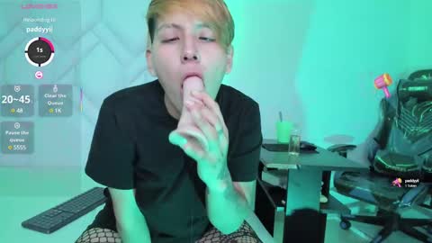 Snapshot of brianna_hard chatting on March 2, 2025, 8:38 am Brianna online show from March 2, 2025, 8:38 am