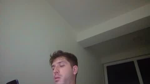 Snapshot of brii0000 chatting on January 29, 2025, 8:04 pm brii0000 online show from January 29, 2025, 8:04 pm