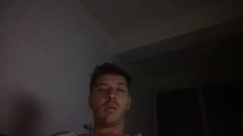 Snapshot of brii0000 chatting on October 7, 2025, 8:39 pm brii0000 online show from October 7, 2025, 8:39 pm