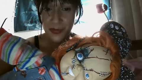 Snapshot of brina_moon chatting on October 29, 2025, 4:48 am Brina Moon online show from October 29, 2025, 4:48 am