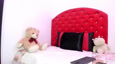 Snapshot of brittany_williams_ chatting on March 7, 2025, 12:23 pm online show from March 7, 2025, 12:23 pm